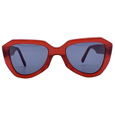 CELINE Red Acetate Butterfly Sunglasses Cl40046U 52/21 .